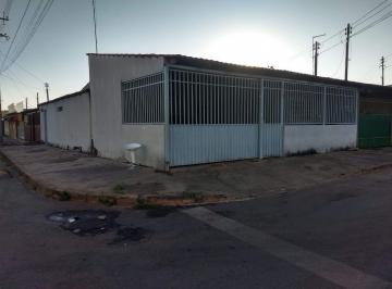 Casa de 3 quartos, Recanto das Emas · RECANTO DAS EMAS QUADRA 801 - 03 QUARTOS - ACEITA FINANCIAMENTO - ESQUINA