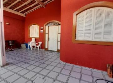 Casa · 87m² · 4 Quartos · 1 Vaga · Casa para aluguel com 4 quartos no bairro Jardim Suarão (Praia)