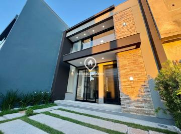 Casa · 125m² · 3 Quartos · 2 Vagas · Sobrado com 3 dormitórios sendo 1 suíte no Condomínio Central Square - Gravataí/RS