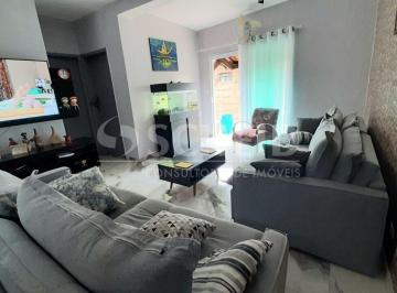 Casa · 122m² · 3 Quartos · 2 Vagas · Casa térrea com 03 dormitórios, piscina