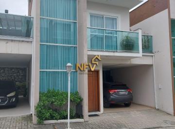 Casa · 110m² · 2 Quartos · 1 Vaga · Sobrado à venda no bairro Forquilhinha - São José/SC