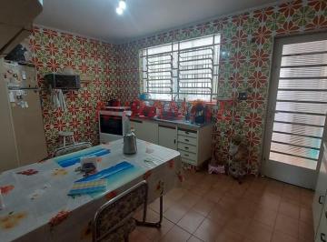 e17efdf0464d69f0262d5df1d4b676a0.jpg · Sobrado de 150m² com 3 quartos