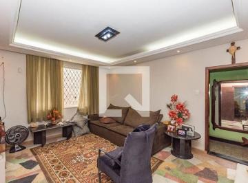 Casa · 250m² · 5 Quartos · 4 Vagas · Casa para Aluguel - João Pinheiro, 5 Quartos, 250 m² - Belo Horizonte