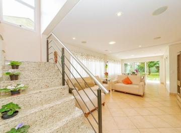 Casa · 228m² · 4 Quartos · Casa à venda - em Uberaba
