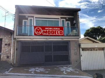 dcf0c8d6f9bbc3c56bc141b8109e8590b73272b9 · Casa com 3 dormitórios para alugar, 200 m² por R$ 5.000,00/mês - Vila Rezende - Piracicaba/SP