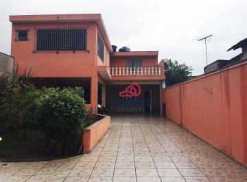 8e4e9949c569acb798d2411d24e90ad115ab937d · 3 dormitórios sendo uma suíte , sala , cozinha, 8 vagas