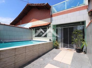 Casa · 147m² · 2 Quartos · 1 Vaga · Casa em Peruíbe