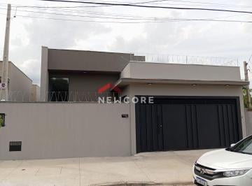 Casa · 170m² · 3 Quartos · 2 Vagas · Casa em Rua Maninho Cardoso - Vila Popular - Bauru/SP