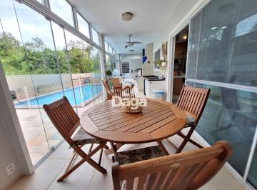 Casa · 224m² · 4 Quartos · 2 Vagas · Casa Alto Padrão em Cachoeira do Bom Jesus, Florianópolis/SC