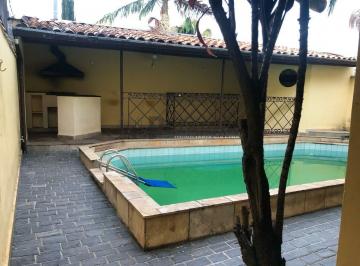 Casa · 252m² · 4 Quartos · 2 Vagas · Casa a Venda no Jardim Leonor com 4 quartos sendo 2 suítes