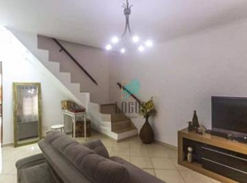 fe7b8b5d3f65adde2e74e34fbaa7864cedae2e43 · Sobrado com ótima disposição de 156m² composto por 2 dormitórios sendo 2 suítes, à venda por R$ 530.