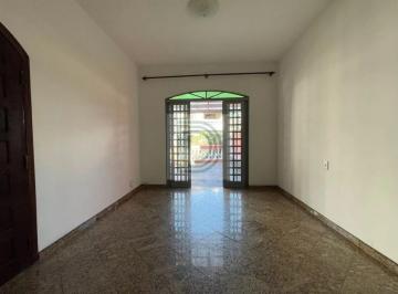 Casa · 150m² · 3 Quartos · 2 Vagas · Sobrado á venda, com 3 dormitórios, 1 suíte, no Butantã.