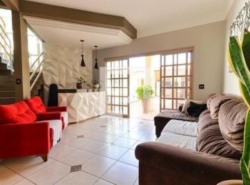 Casa · 268m² · 3 Quartos · 4 Vagas · Casa para Aluguel - Vila Ana Maria, 3 Quartos, 268 m² - Ribeirão Preto