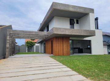 396788.jpg · Sobrado 4 Dormitórios - Bairro Atlantida