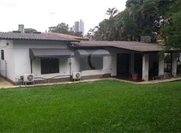Área de Serviço · Casa térrea com 4 quartos à venda em Instituto De Previdência - SP