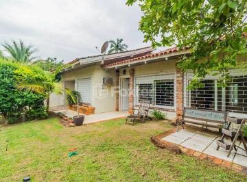 Casa · 220m² · 3 Quartos · 7 Vagas · Casa com 3 dormitórios, 220 m² - Tristeza - Porto Alegre/RS