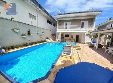 Casa · 420m² · 6 Quartos · 5 Vagas · Casa ampla, com Vista privilegiada ao Mar!