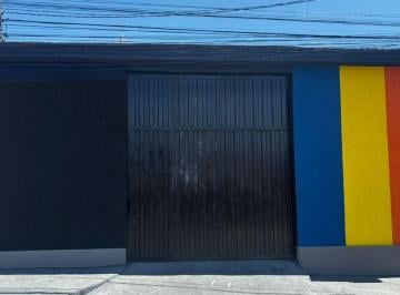Comercial de 2 quartos, Contagem · Galpão no bairro São Joaquim com barracão ao fundo