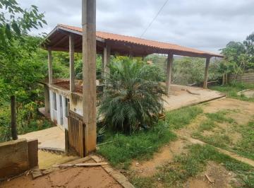 Foto 01 · Edícula com 2 Quartos e 2 banheiros à Venda, 2.000 m² por R$ 320.000 Cód. ch1886