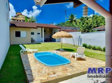 Foto 01 · Casa nas Toninhas em Ubatuba. Localizada a 250 metros da praia.