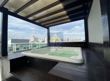 Casa · 200m² · 2 Quartos · 4 Vagas · Sobrado Triplex à Venda no Bairro Nações em Balneário Camboriú