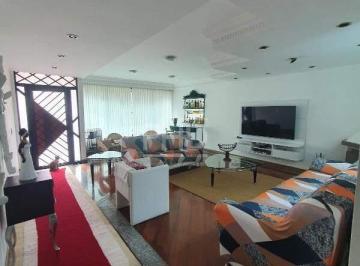 Casa · 279m² · 4 Quartos · 6 Vagas · Lindo sobrado 278M2 construído 4 dormitórios (2 Suites),6 vagas 
