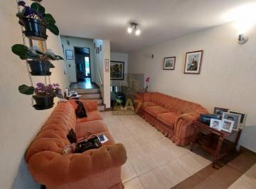 Casa · 310m² · 4 Quartos · 5 Vagas · Sobrado em Local Nobre Próximo ao Metrô Morumb