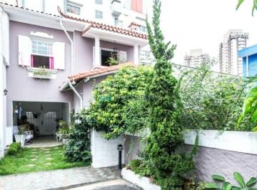 Casa · 218m² · 4 Quartos · 3 Vagas · Venda. Casa em Vila 218M². Cambuci. 4 quartos. Vagas de garagem