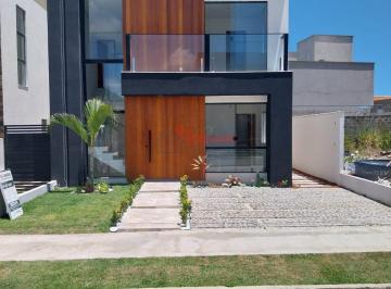 Casa · 160m² · 4 Quartos · 2 Vagas · 4 suítes em Abrantes - Camaçari - Ba