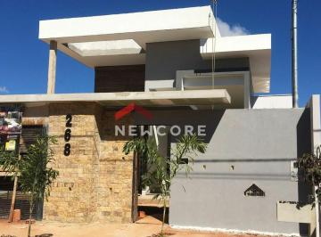 Casa · 172m² · 3 Quartos · 2 Vagas · Casa em Rua Ocre - Grand Ville - Uberlândia/MG