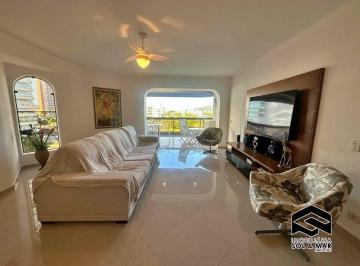 Apartamento · 160m² · 4 Quartos · 2 Vagas · AMPLO APTO REFORMADO COM 03 SUÍTES, LINDA VISTA MAR, APENAS 150m DA PRAIA!