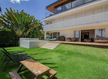 Casa de 3 quartos, São Paulo · Belissima casa alto padrão p/venda c/490m2-03 suites 6 vagas Morumbi