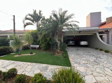 Casa de 3 quartos, Pirassununga · VENDO CASA EM CONDOMINIO 03 DORMITÓRIOS - PIRASSUNUNGA SP