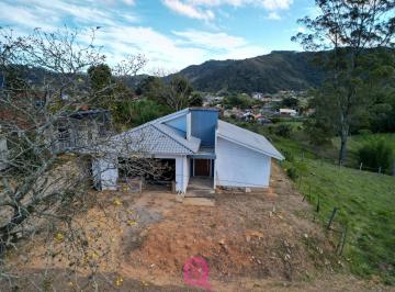 Casa · 124m² · 2 Quartos · 2 Vagas · Casa de Alto Padrao no Campo - Bom Pastor
