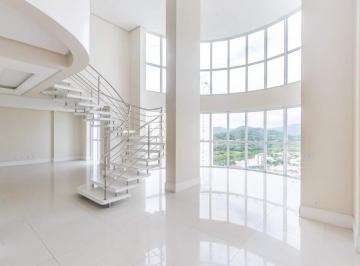 Apartamento · 233m² · 4 Quartos · 4 Vagas · Apartamento no Ed. Le Majestic em Balneário Camboriú.