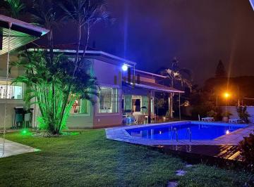 Casa · 550m² · 4 Quartos · 4 Vagas · Casa à venda em Campinas, Parque Taquaral, com 4 suítes, com 550 m²