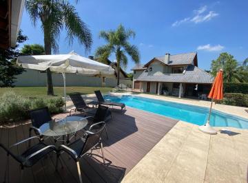 Casa · 325m² · 4 Quartos · 2 Vagas · Casa em Ivoti com 4 quartos (3 suítes)