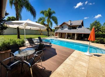 Casa · 325m² · 4 Quartos · 2 Vagas · Casa em Ivoti com 4 quartos (3 suítes)