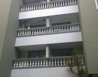 Apartamento Padrão no bairro Estrada do Coco em Lauro de Freitas · Apartamento Padrão no bairro Estrada do Coco em Lauro de Freitas