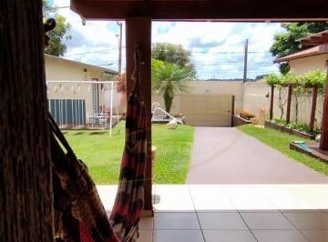 Casa de 3 quartos, Avaré · Casa de 200 m² c/ 3 dorm., sendo 1 suíte com closet - Avaré/SP