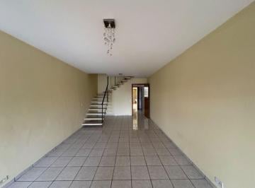 Casa de 2 quartos Aluguel R$ 2.400 · Sobrado Independente 2 Quartos Próximo à Avenida do Anastácio
