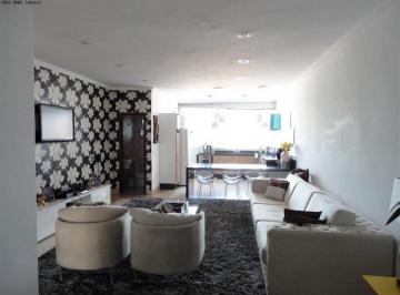 Casa · 220m² · 3 Quartos · 2 Vagas · Casa à venda - na Vila Bernadotti