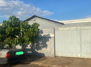 Casa · 130m² · 1 Quarto · Casa a Venda na Primavera 3