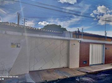 e33e0a1a77228ea6224d74537f450ba5adaa3ad6 · CASA COM 3 DORMITÓRIOS NO MOCAMBINHO