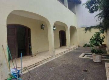 8c54602b093eb5bc87241252716e1240181beb9d · Sobrado com localização previlegiada