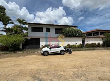 Casa · 184m² · 8 Quartos · 6 Vagas · Vendo Casa com 8/4