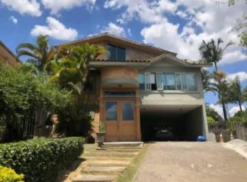 Casa · 750m² · 4 Quartos · 6 Vagas · Casa no Refúgio dos Pinheiros – 4 Quartos(2 Suítes), Piscina e Lazer Priv.