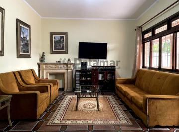 Casa · 240m² · 3 Quartos · 3 Vagas · Casa térrea à venda no Instituto de Previdência com 3 quartos, 2 suítes e 3 vagas