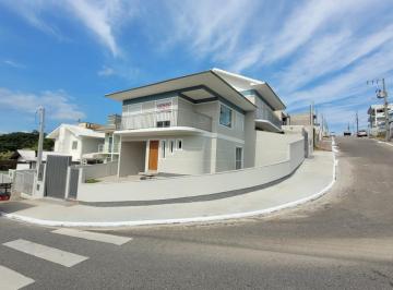 Casa · 122m² · 3 Quartos · 2 Vagas · Sobrado Alto Padrão em Forquilhas, São José/SC