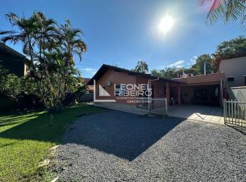 Casa · 200m² · 3 Quartos · 2 Vagas · Casa à venda com 3 dormitórios no bairro Pomeranos em Timbó/SC